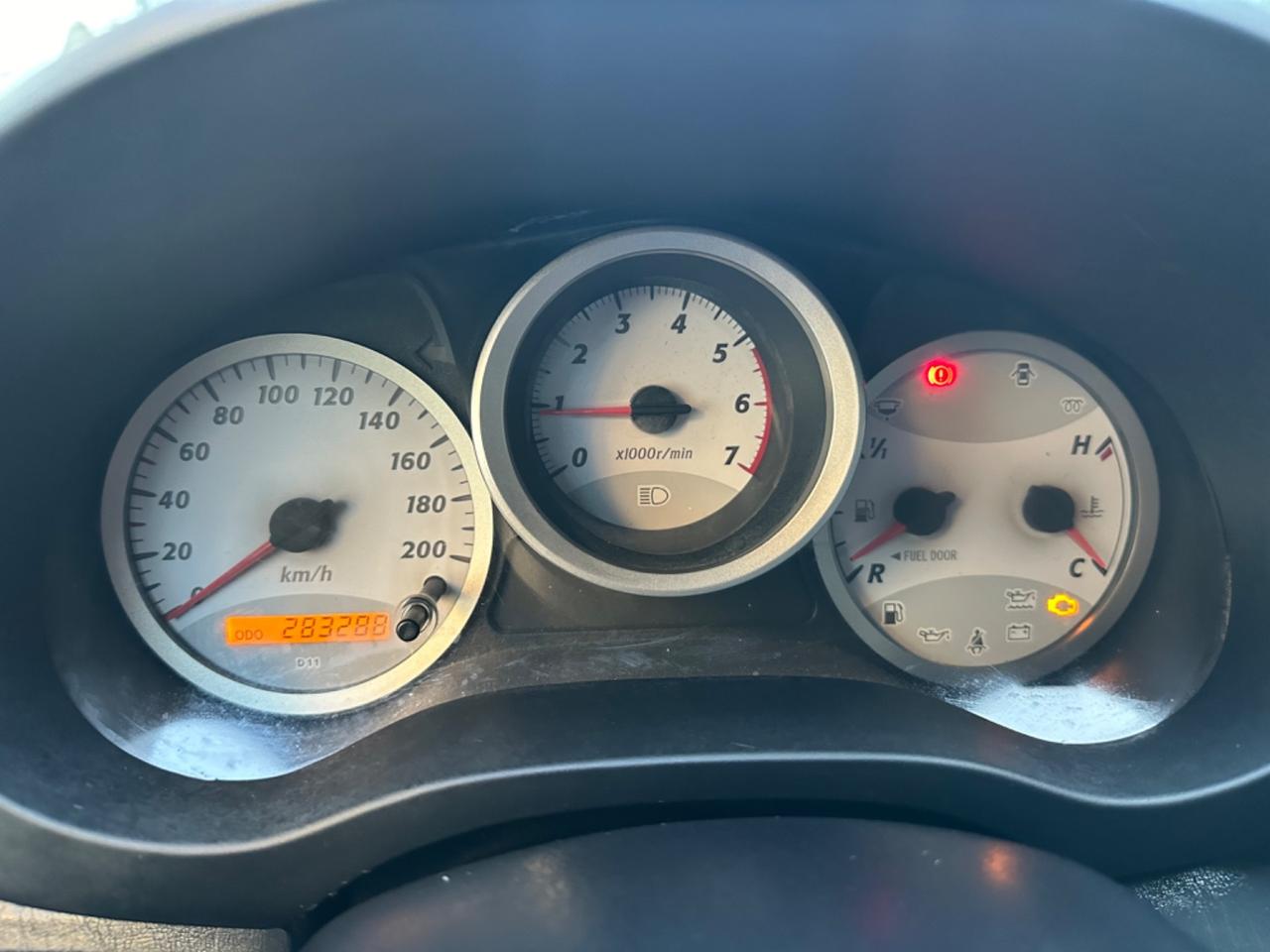 Toyota Rav 4 D4D 115 CV Gancio traino 5P 2004