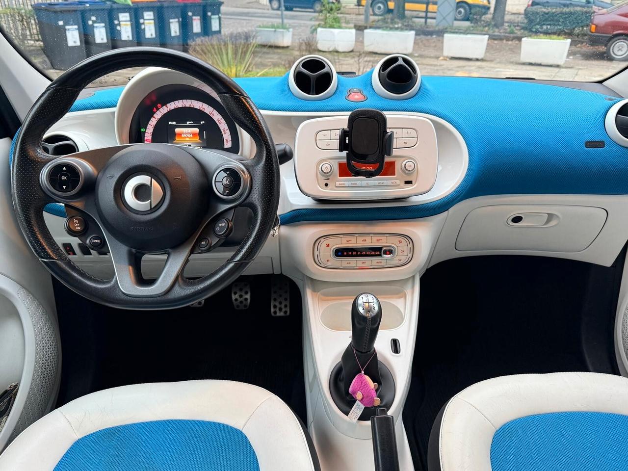 Smart ForFour 70 1.0 Proxy Manuale 09/2015