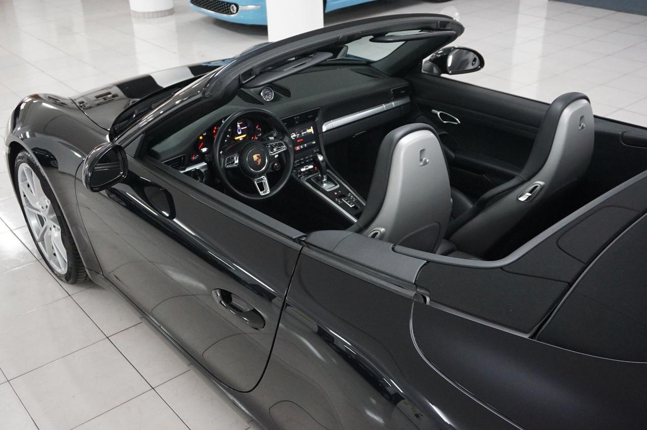 Porsche 911 3.0 Carrera Cabriolet 991