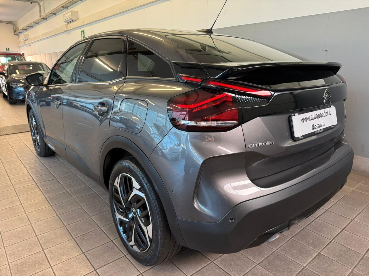 Citroen C4 PureTech 130 S&S EAT8 Shine