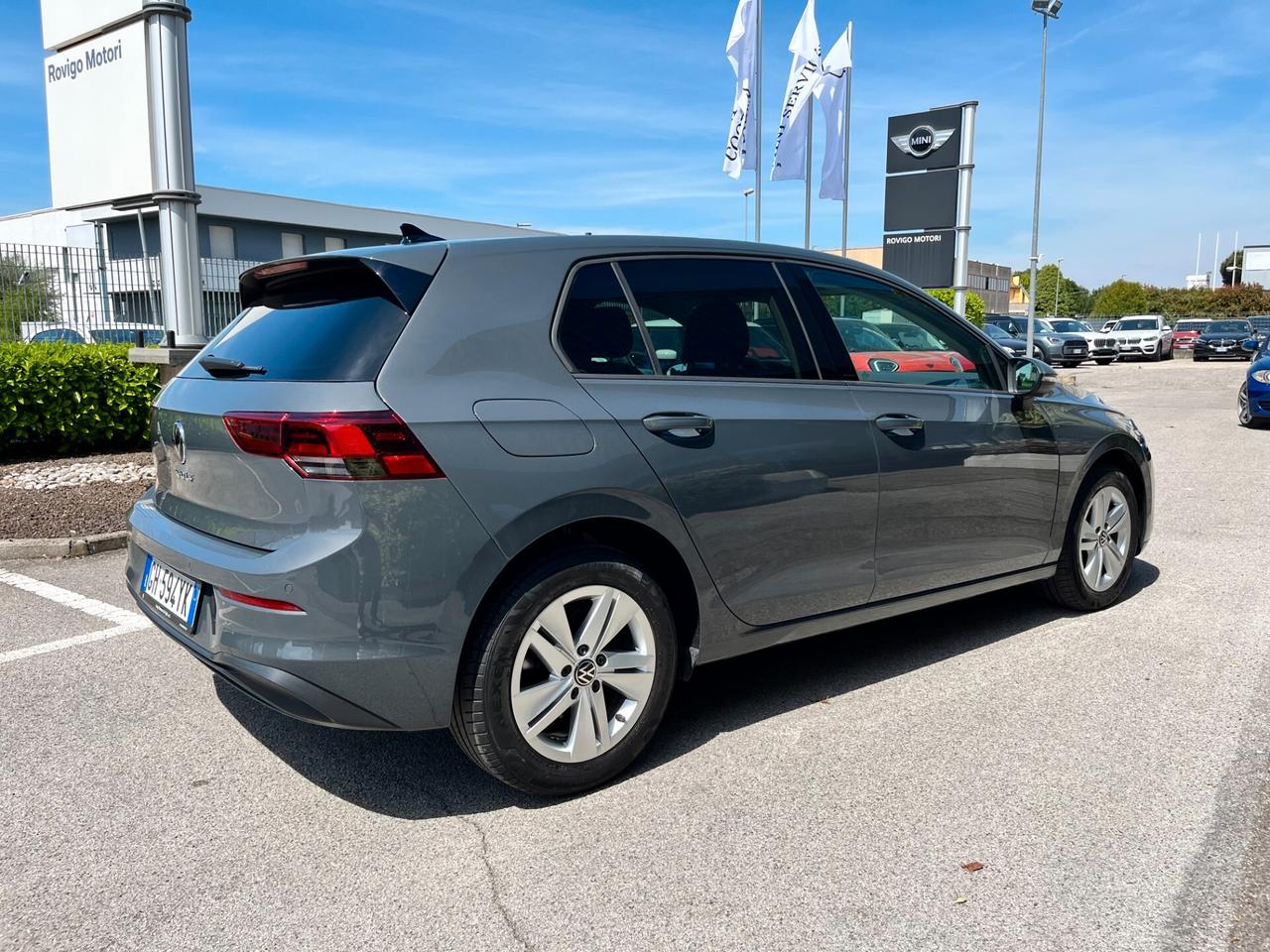 Volkswagen Golf 1.5 TGI DSG Style METANO