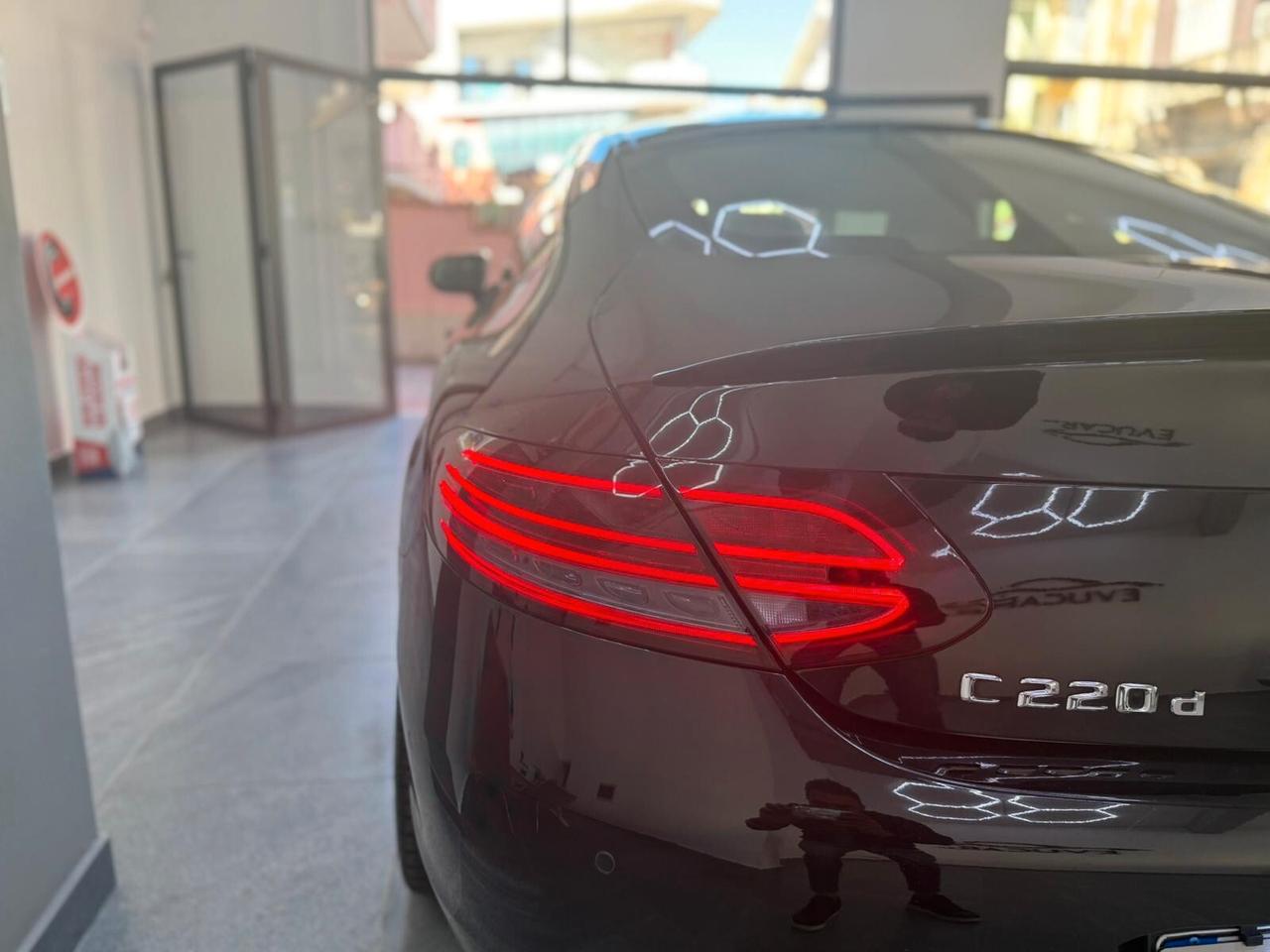 Mercedes-benz C 220 d Coupé Sport