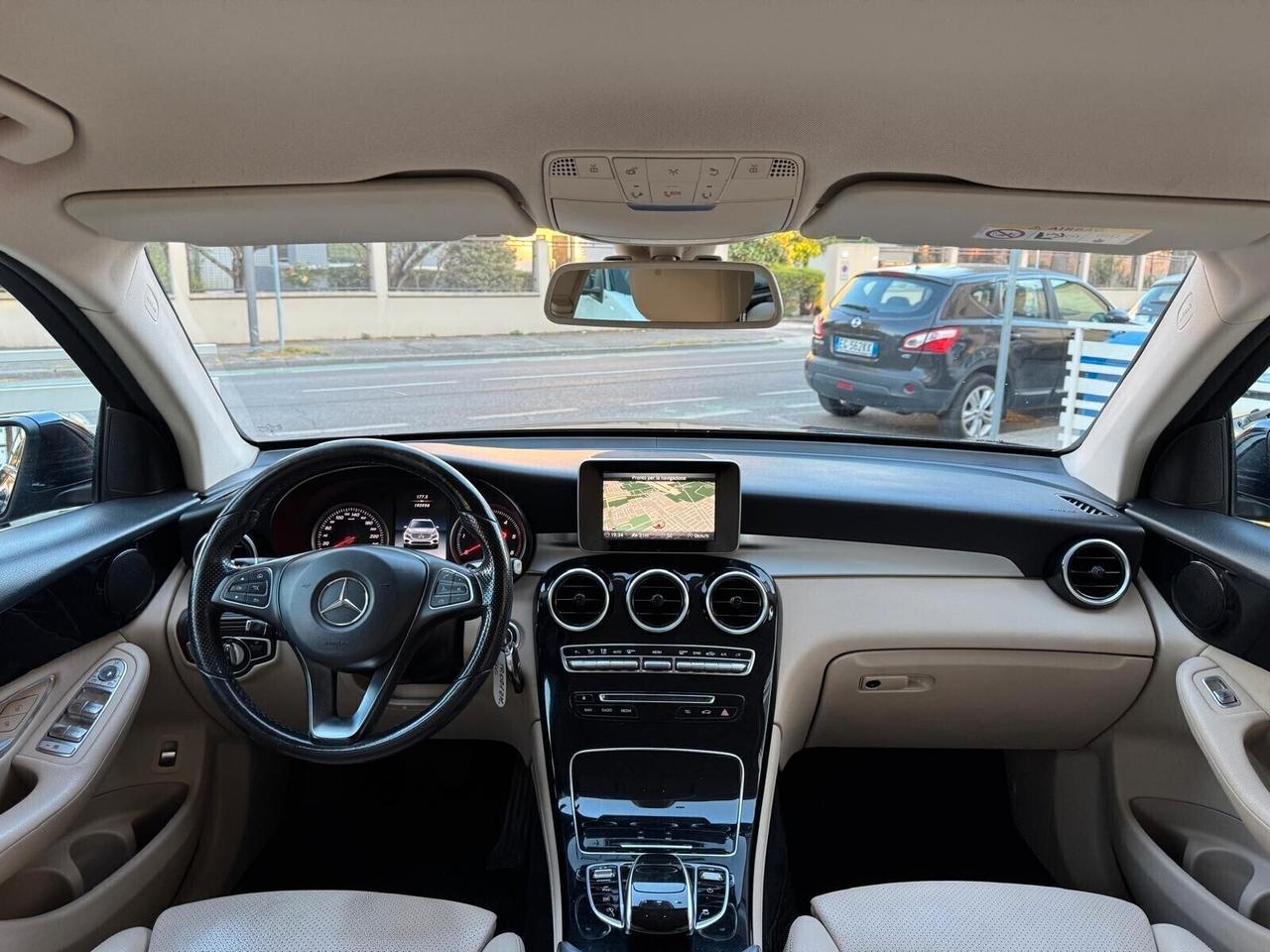 MERCEDES GLC 250 D 4MATIC SPORT