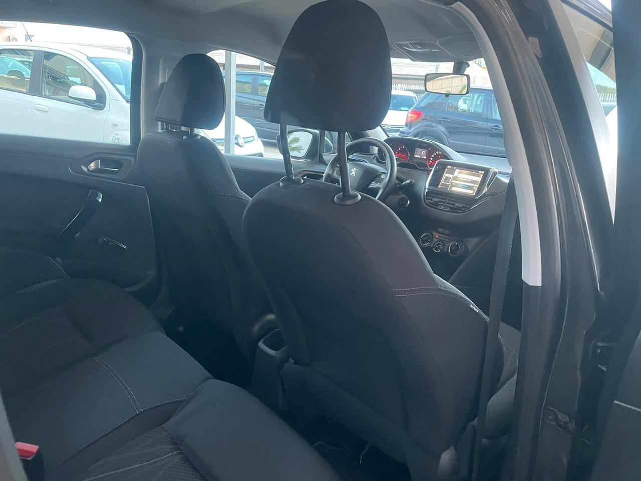 Peugeot 208 1.2 VTi 82 CV 5 porte Access