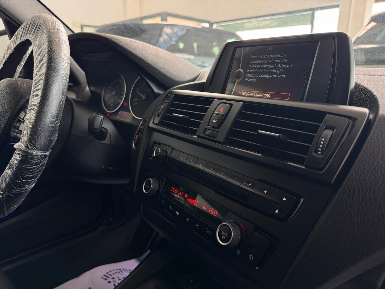 Bmw 116 116d 5p. Urban