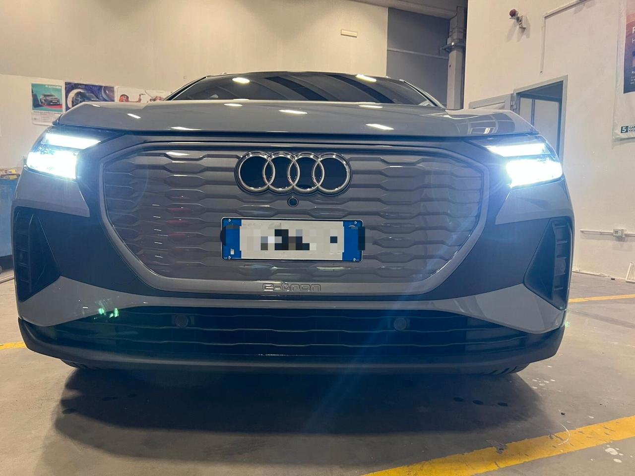 Audi Q4 45 e-tron quattro Business Advanced