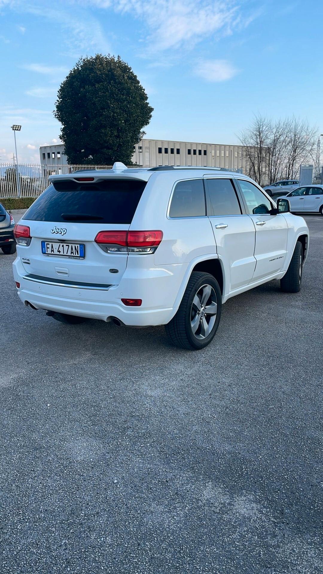 Jeep Grand Cherokee Grand Cherokee 3.0 V6 CRD 250 CV Multijet II Overland