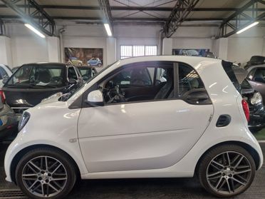 Brabus xclusive total white 77000km garanzia strafull