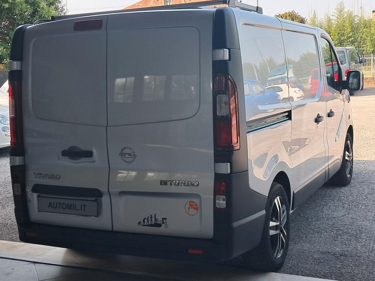 OPEL VIVARO 1.6 CDTI 140 CV PC-TN AUTOCARAVAN