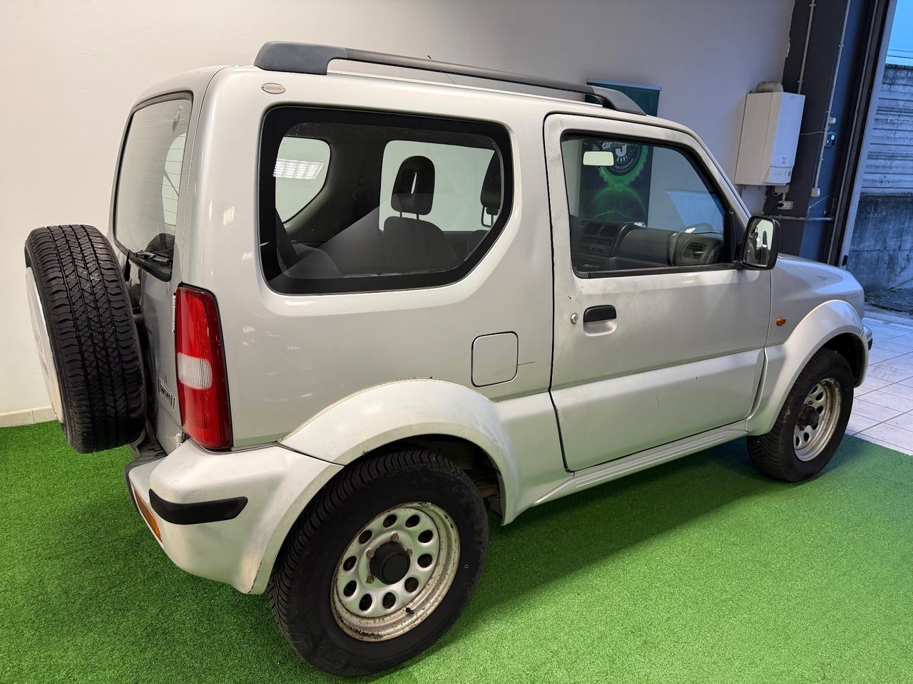 Suzuki Jimny 1.3i 16V cat 4WD JLX