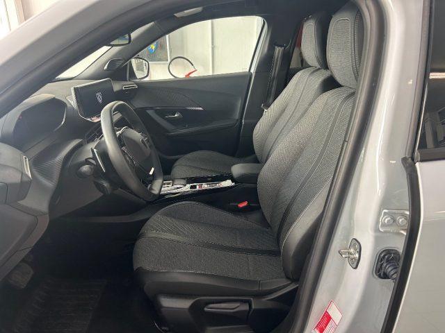 PEUGEOT 2008 Hybrid 145 e-DCS6 Allure