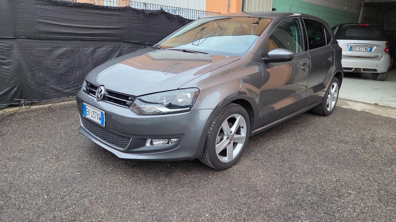 Volkswagen Polo 1.4 5 porte Highline unico proprietario neo patentati
