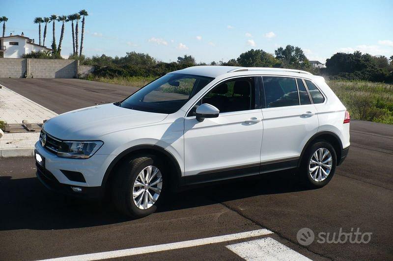Volkswagen Tiguan 2.0 TDI SCR Business BlueMo...