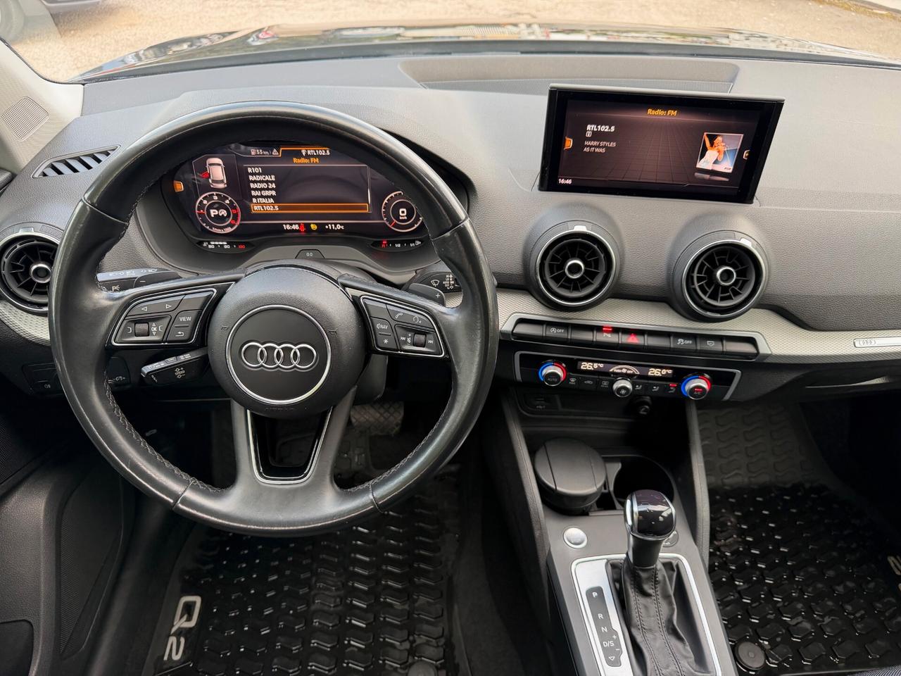 Audi Q2 30 TDI 116CV S-tronic Identity Black