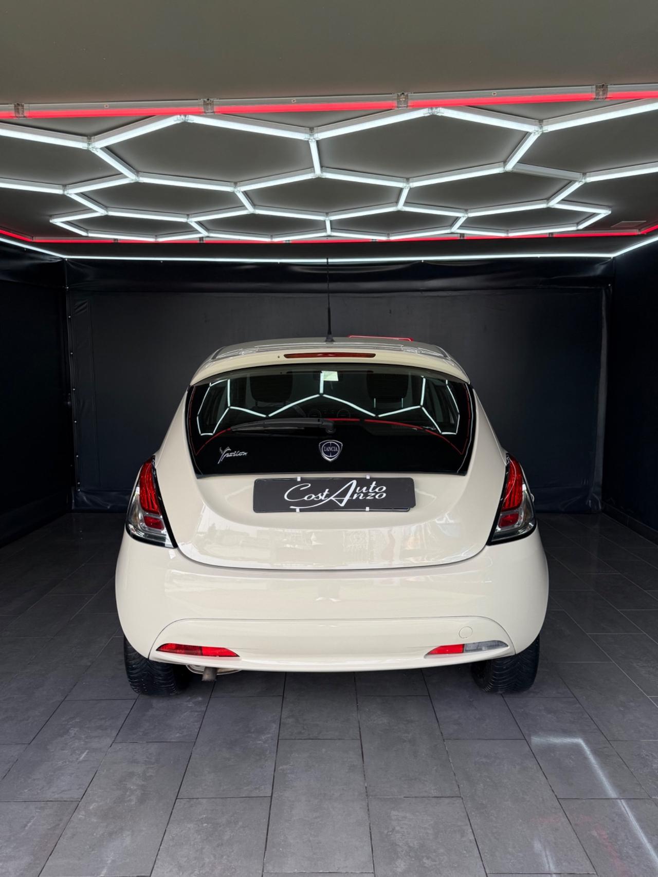 Lancia Ypsilon 1.3 MJT 95 CV Platinum 2016