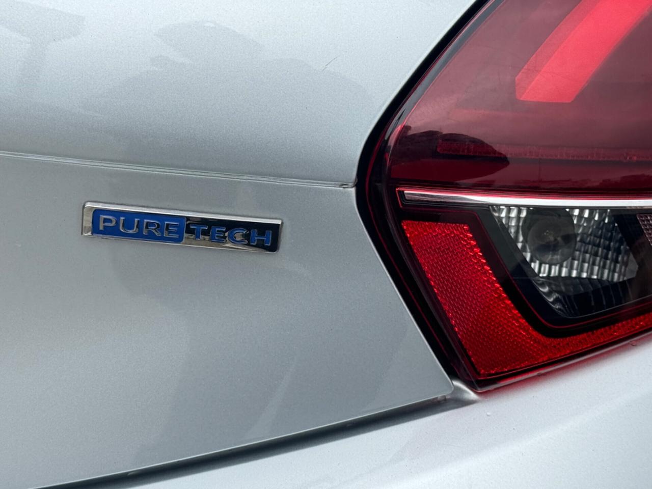 Peugeot 208 PureTech 82 5p. 2017 ok neopatentati
