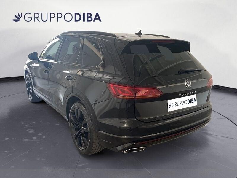 Volkswagen Touareg III 2018 Diesel 3.0 V6 tdi Atmosphere R-Line Exterior Pack