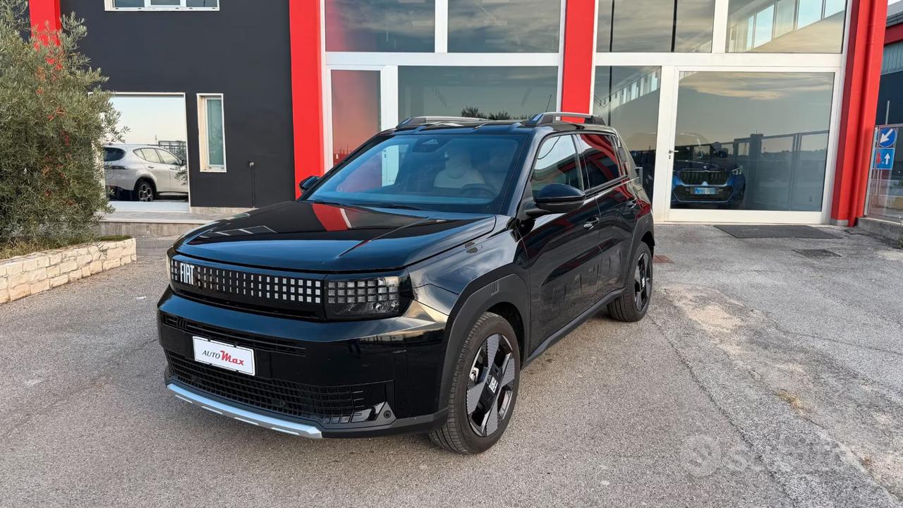 Fiat Grande Panda 1.2 hybrid La Prima