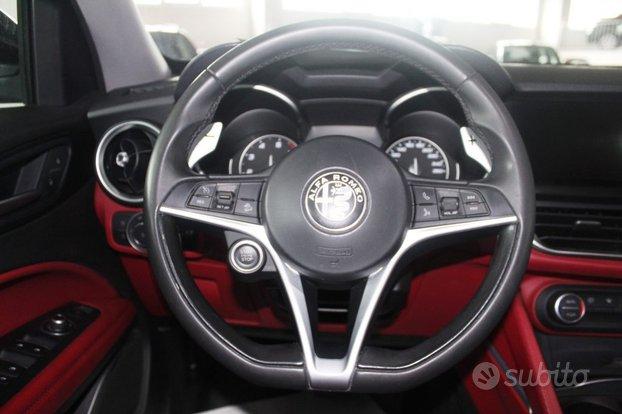 ALFA ROMEO Stelvio 2.0 Turbo 280 CV AT8 Q4 Execu