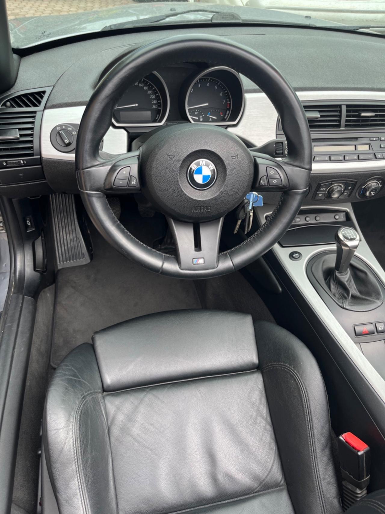 Bmw Z4 3.0si cat Roadster, allestimento ///M completo di fabbrica