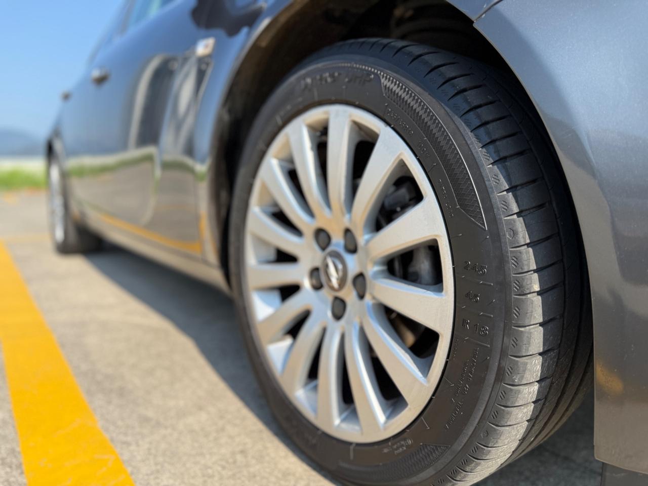 Opel Insignia 2.0 CDTI Sports Tourer Cosmo OK NEOPATENTATI