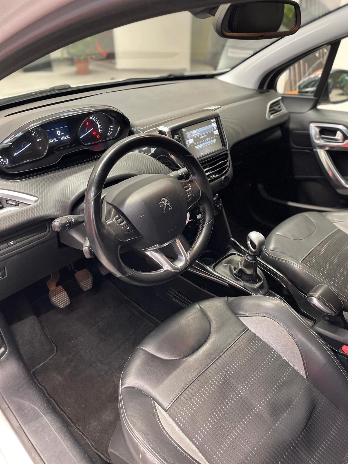 Peugeot 2008 PureTech Turbo 130 S&S Allure