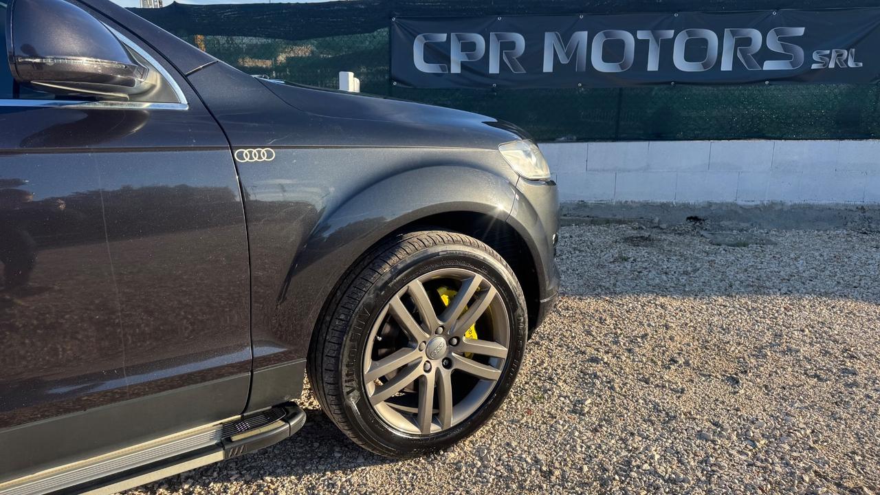 Audi Q7 3.0 V6 TDI 233CV quattro tiptronic
