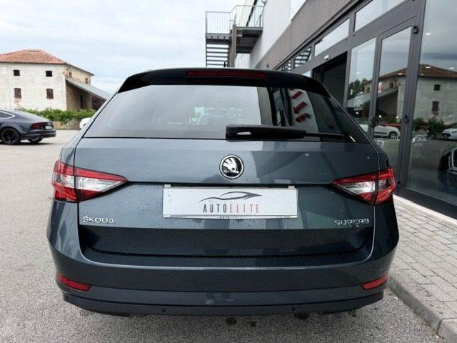 SKODA Superb 2.0 TDI 150CV DSG Wagon Style