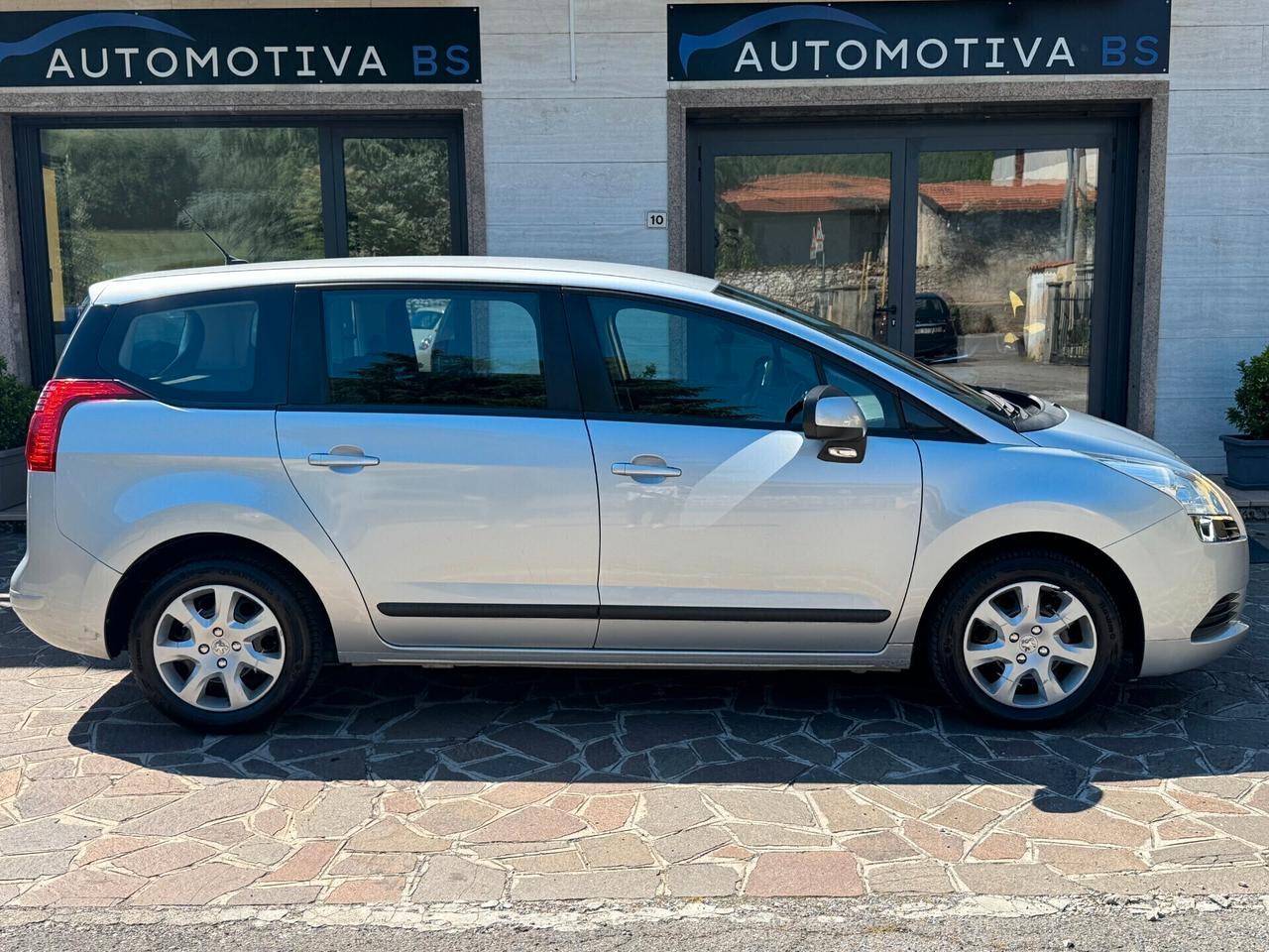 Peugeot 5008 1.6 HDi 110CV
