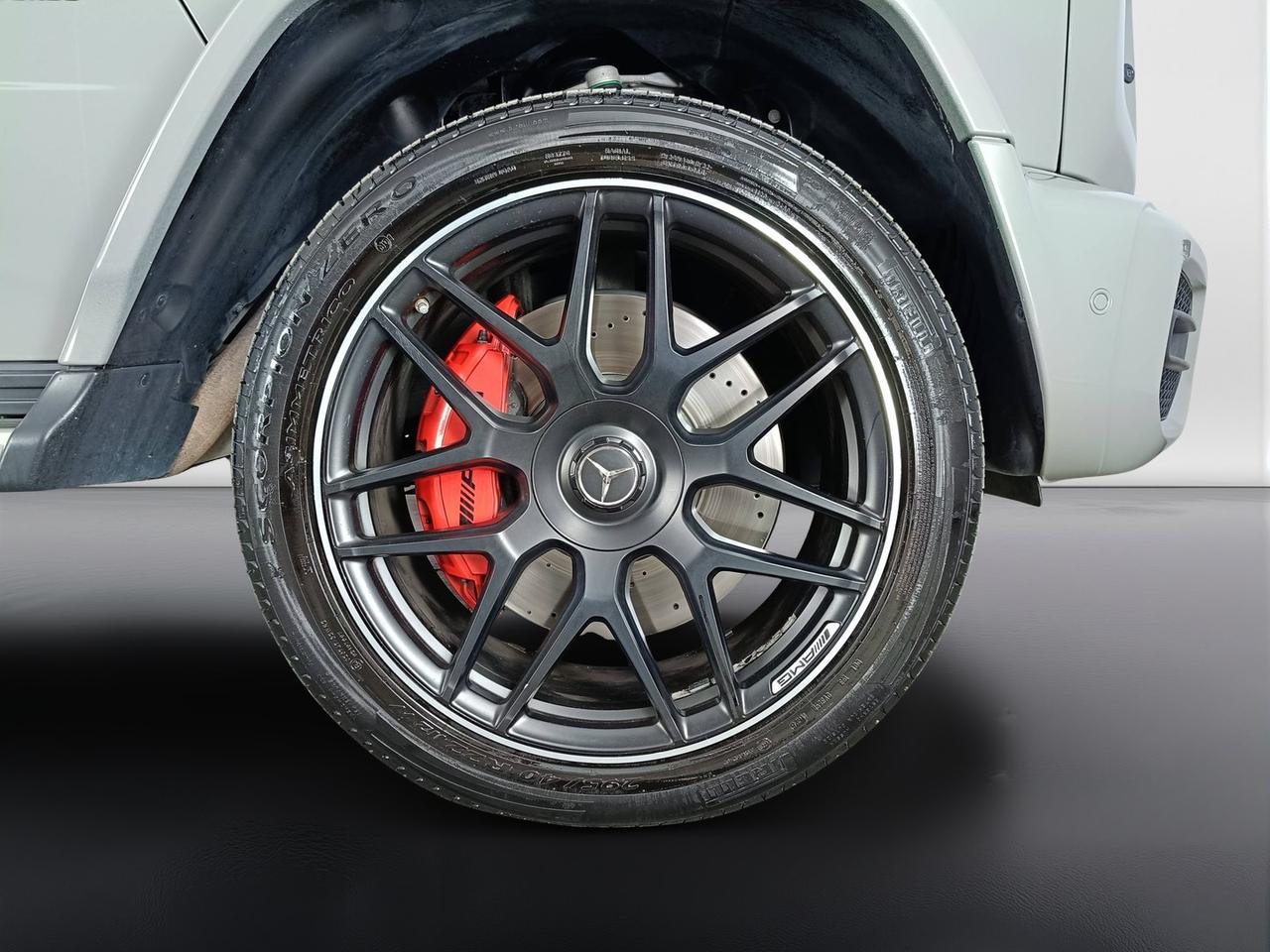 Mercedes-Benz Classe G - W463 2018 - G AMG 63 585cv auto