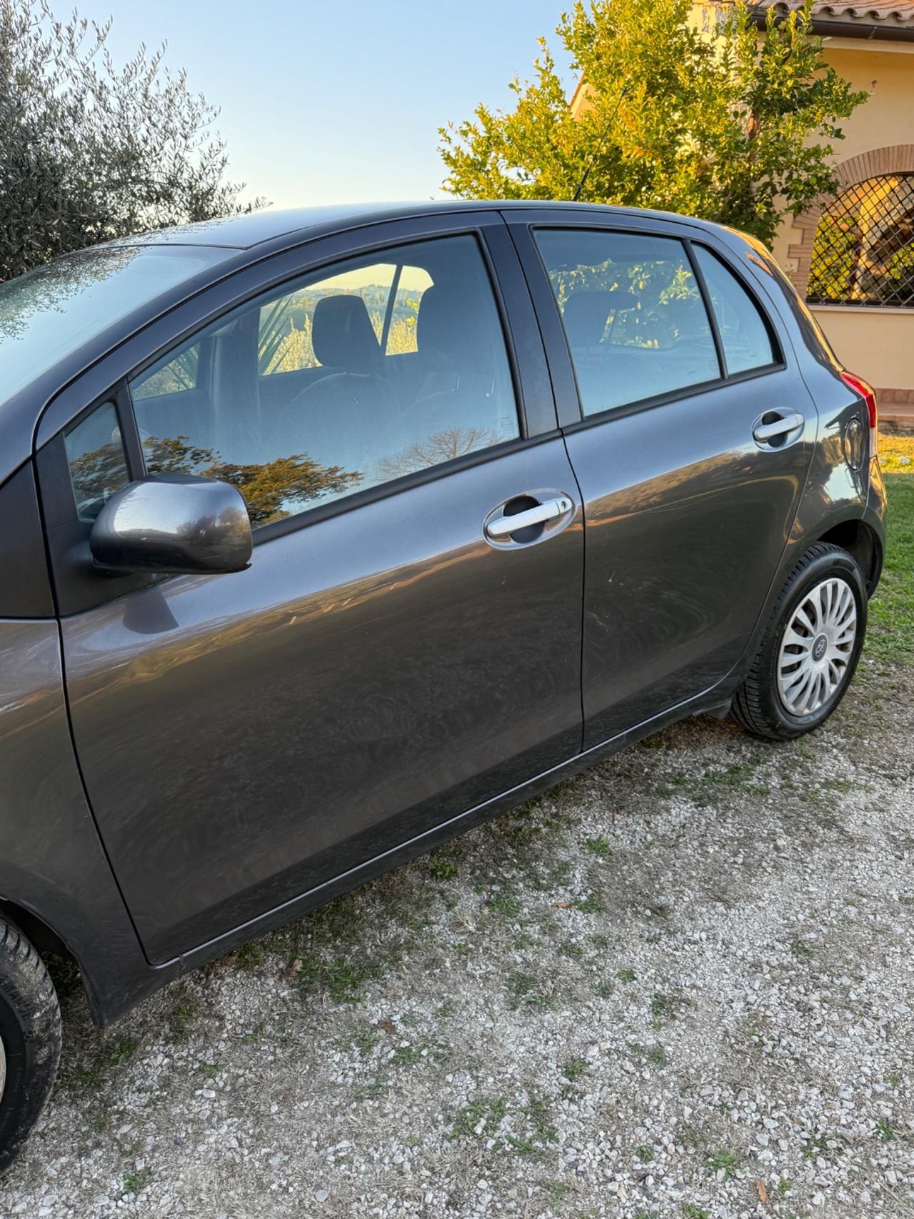 Toyota Yaris 1.4 D-4D DPF 5 porte