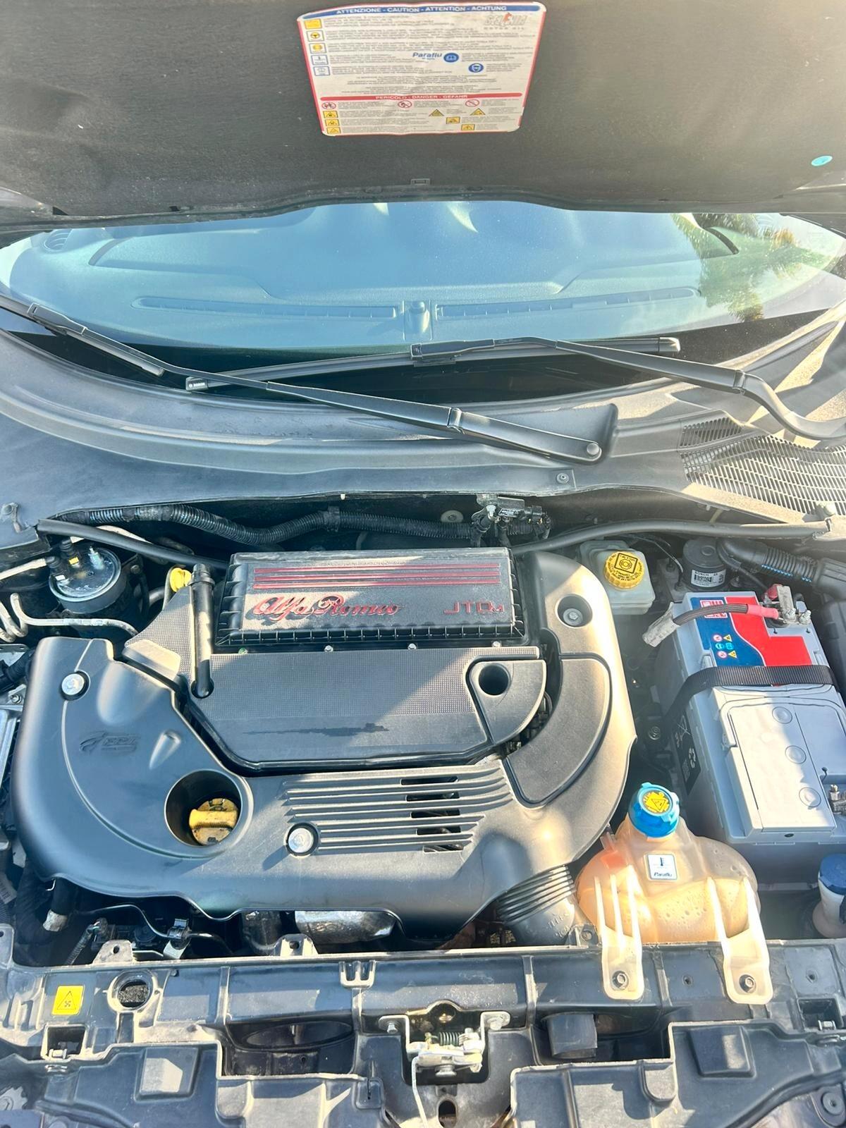 Alfa Romeo MiTo 1.3 JTDm-2 95 CV S&S Distinctive Sport Pack