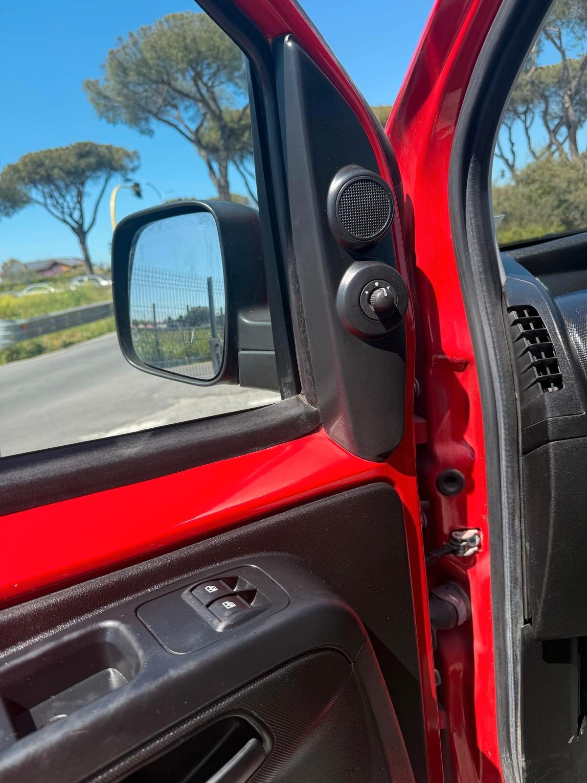 Fiat Fiorino 1.3 MJT 95CV Cargo Adventure