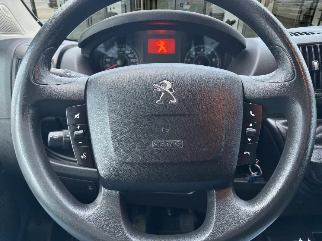 Peugeot Boxer 330 2.2 bluehdi 120cv S&S L1H1 Con TELECAMERA