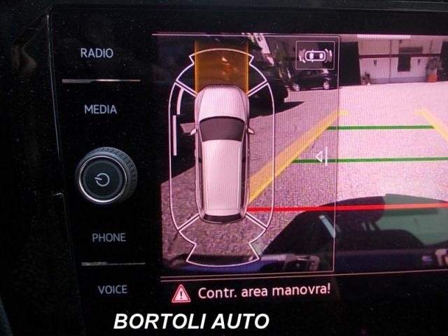 VOLKSWAGEN Passat Variant 2.0 TDI 13.000 KM SCR EVO DSG BUSINESS AUTOMATICA