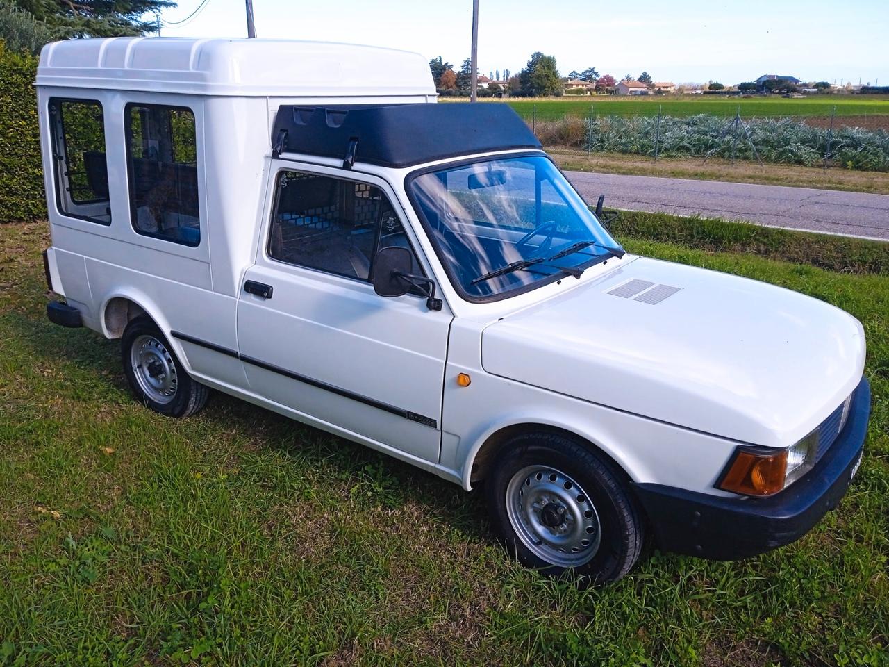 Fiat 127 1050 fiorino autovettura 6 posti ASI