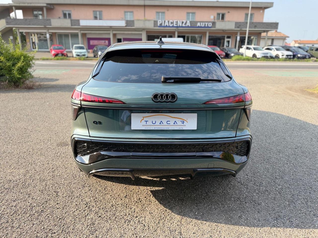 Audi Q3 S Line Edition 2.0 TDI #11760