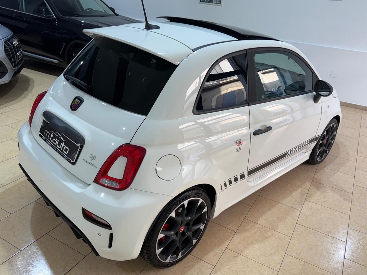 Abarth 595 1.4 Turbo T-Jet 180 CV Competizione