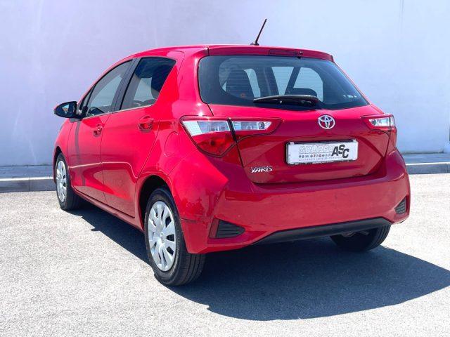 TOYOTA Yaris 1.0 BENZ 72 CV 5 porte Cool ADATTA A NEOPATENTATI
