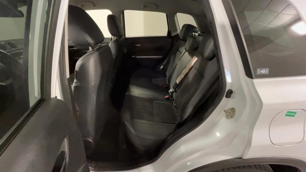 Suzuki Vitara 1.5 140V Hybrid A/T 4WD AllGrip Starview