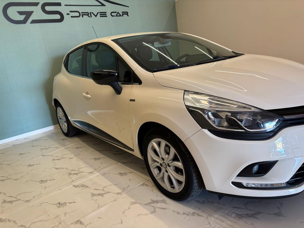 Renault Clio dCi 8V 90 CV EDC 5 porte Duel