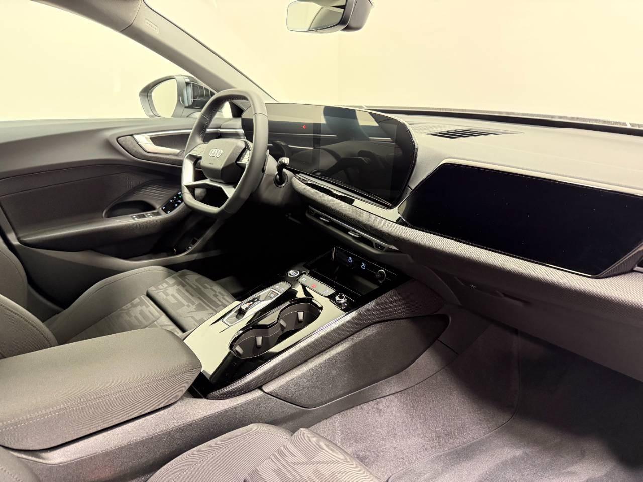 AUDI A5 AVANT 40 TDI S-TRONIC S-LINE