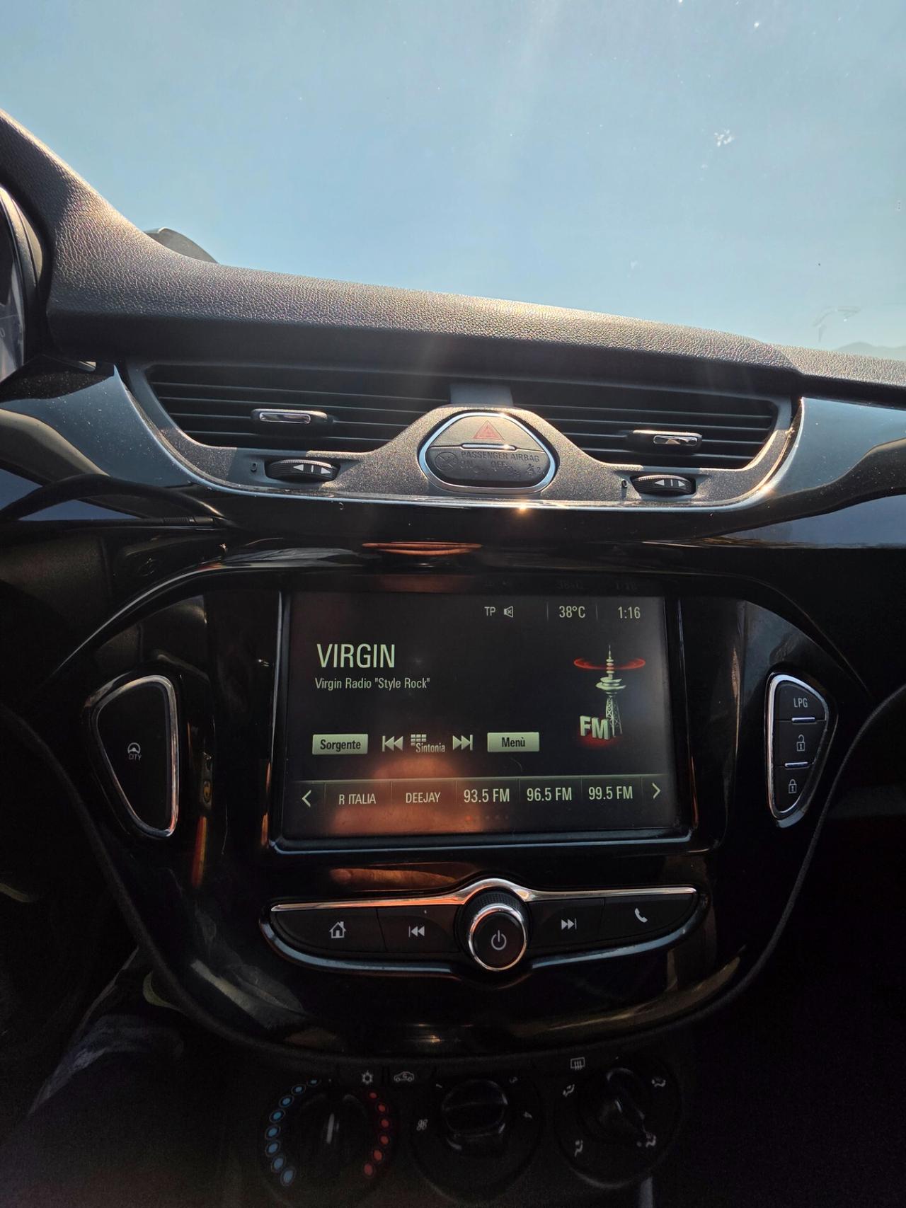 Opel Corsa 1.4 90CV GPL Tech 5 porte Innovation