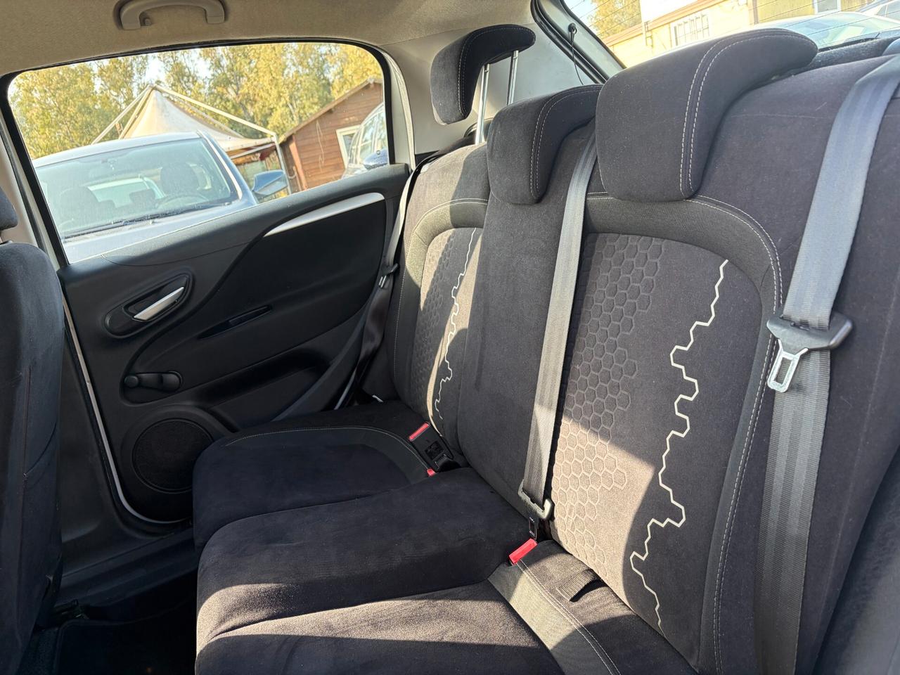 FIAT PUNTO EVO 1.2 69CV ANNO 2015 129.000 KM GARANTITA