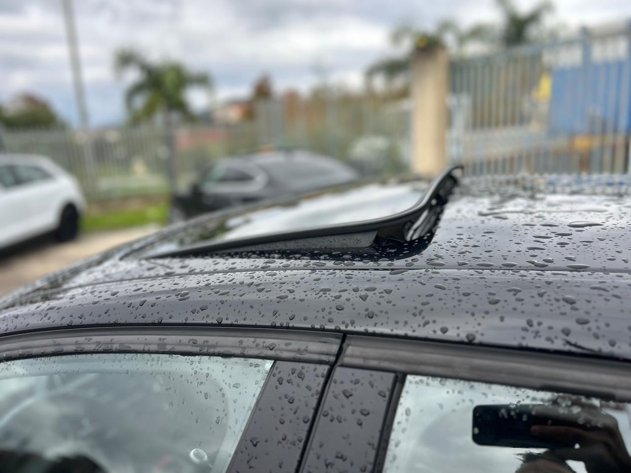 Bmw 118 118d 5p. Urban tetto apribile