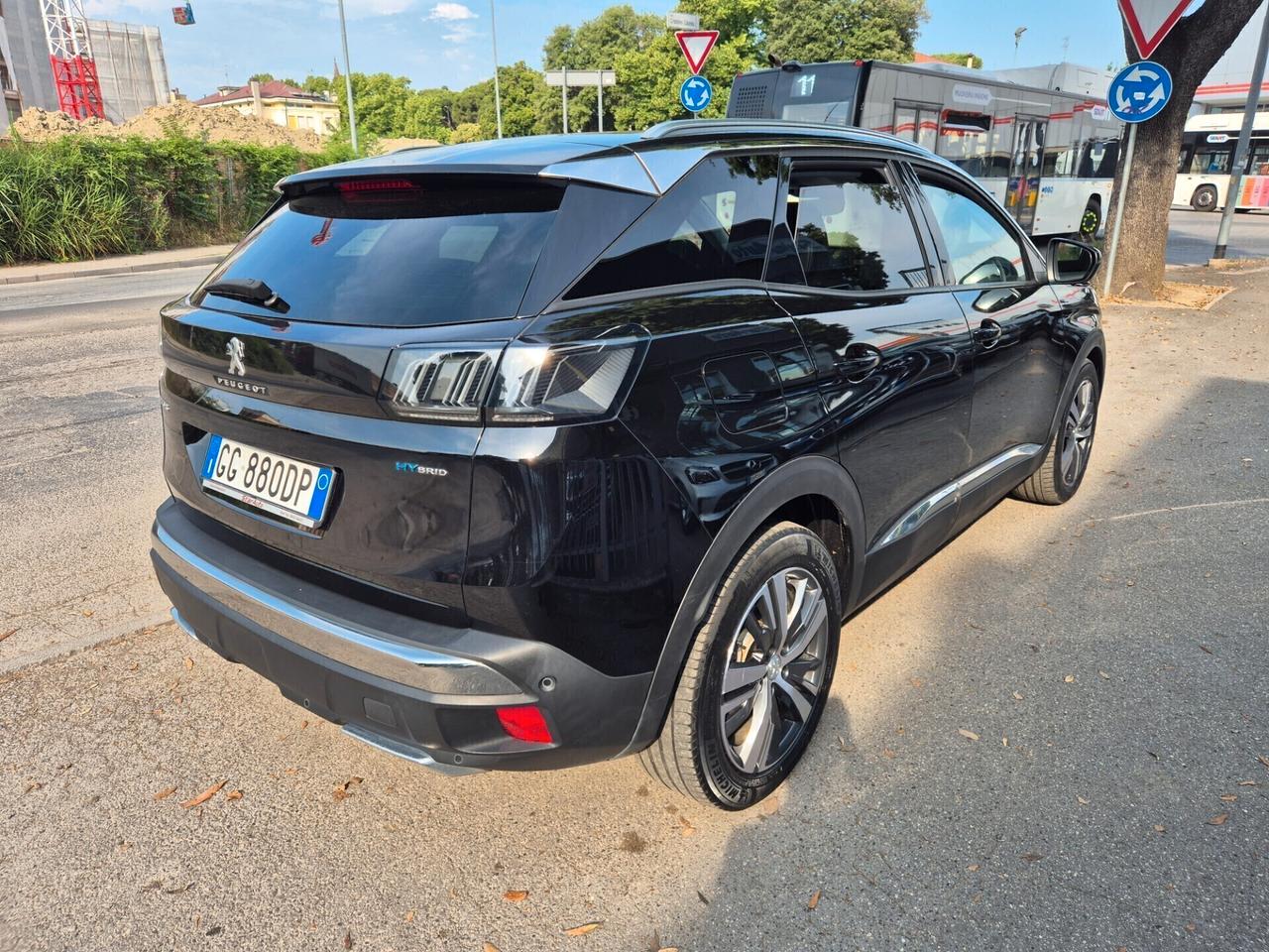 Peugeot 3008 Hybrid 225 e-EAT8 Allure Pack
