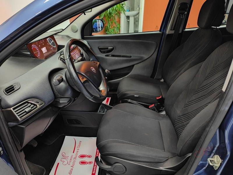 Lancia Ypsilon Ypsilon 1.0 FireFly 5 porte S&S Hybrid Ecochic A. Ferretti