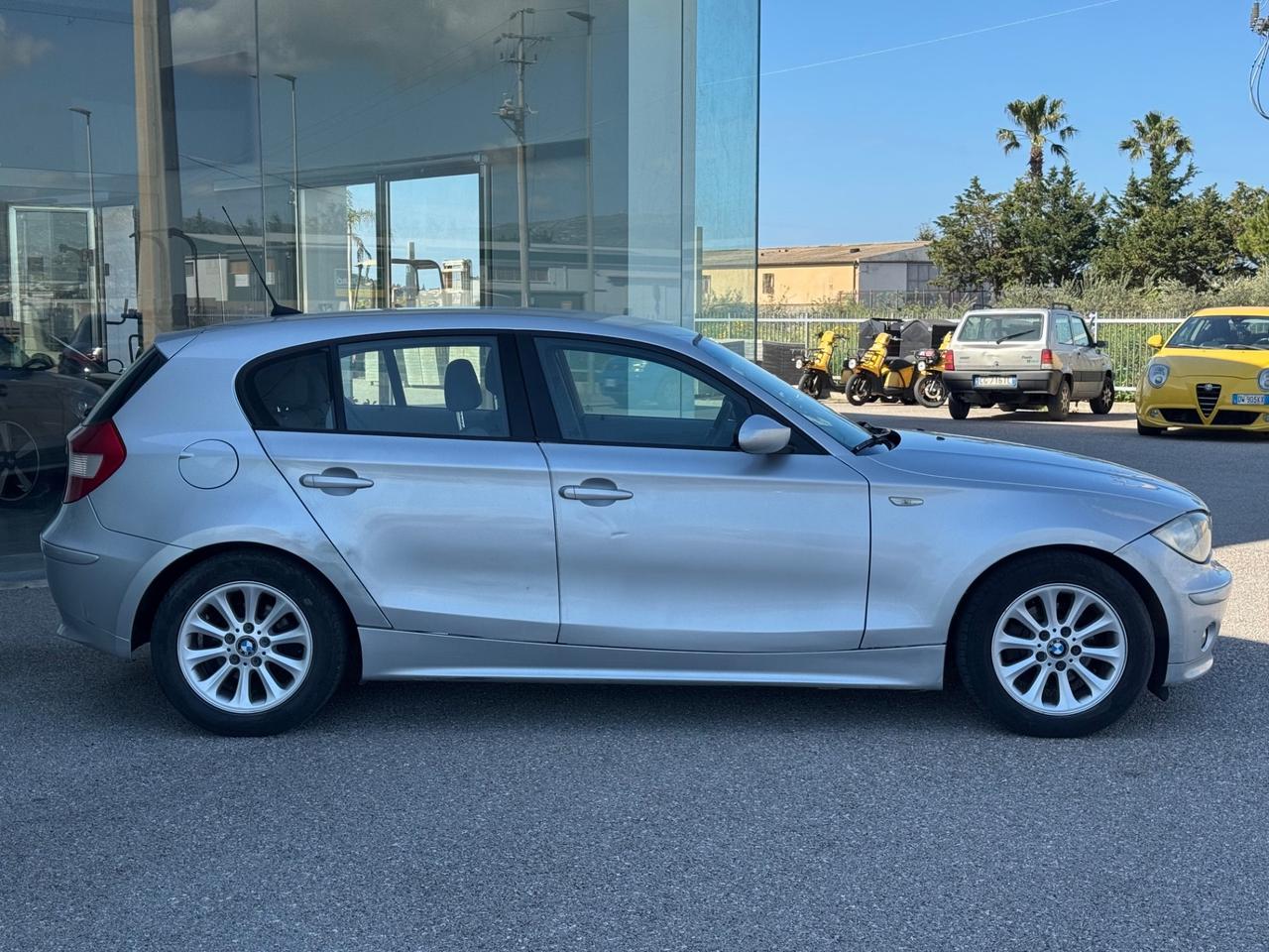 Bmw 118 118d cat 5 porte Eletta