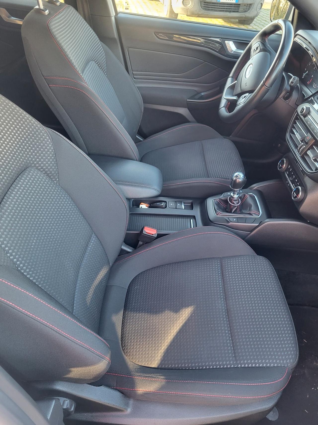 Ford Focus 1.5 EcoBlue 120 CV 5p. ST-Line