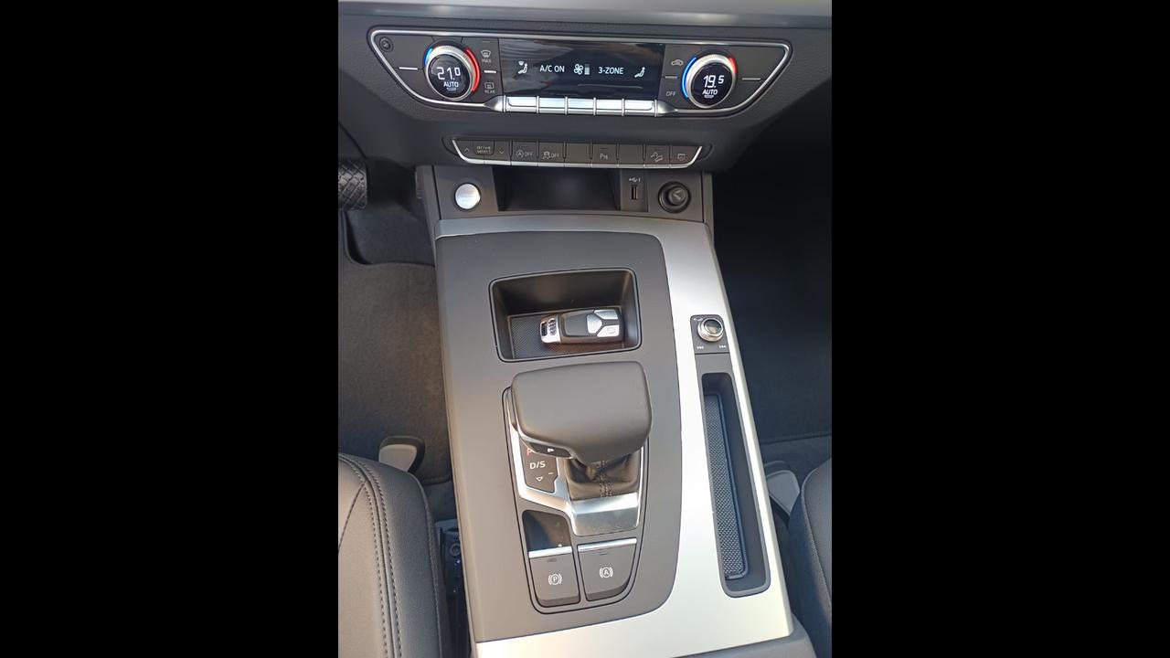 Audi Audi Q5 Business Advanced 40 TDI quattro 150(204) kW(CV) S tronic